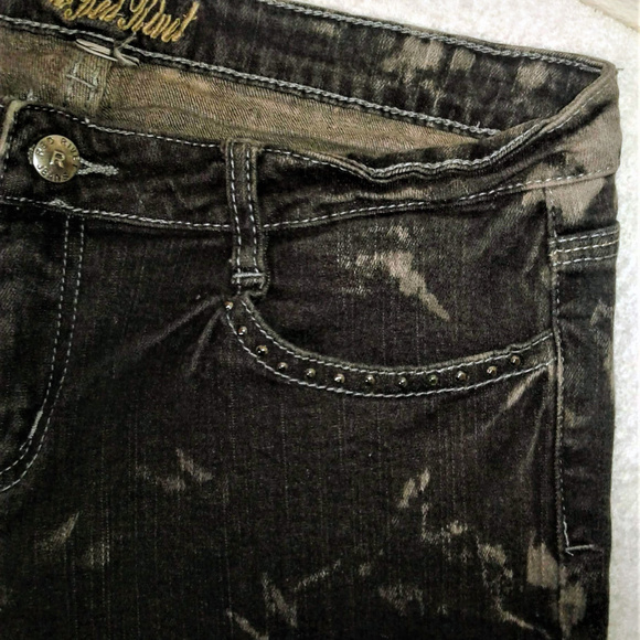 Red Rivet Black/Bleached Bedazzel Pocket Straight Leg Jeans Size: 34 - Picture 6 of 11